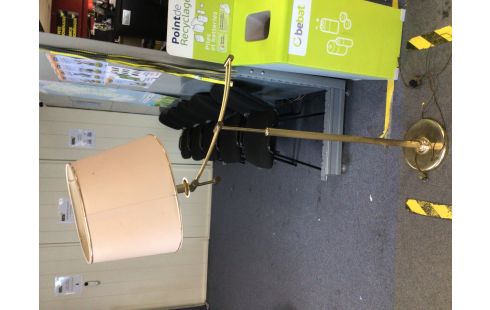 LAMPADAIRE DE SALON DORÉ