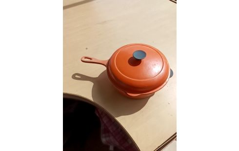 CASSEROLE FONTE + COUVERCLE