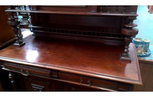 ANRICHTE. 3 TÜREN 2 SCHUBLADEN