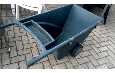 CARRETILLA VERDE PVC