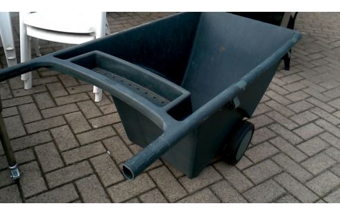 CARRETILLA VERDE PVC