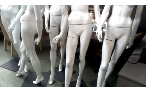 MUÑECA COLECCIONISTA LA UNIDAD