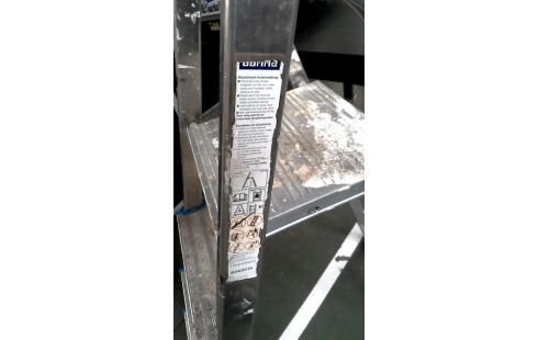 TRAPLADDER ALUMINIUM GAMMA 3 TREDEN