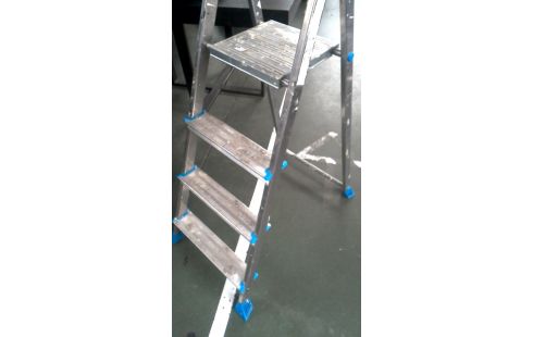 TRAPLADDER ALUMINIUM GAMMA 3 TREDEN