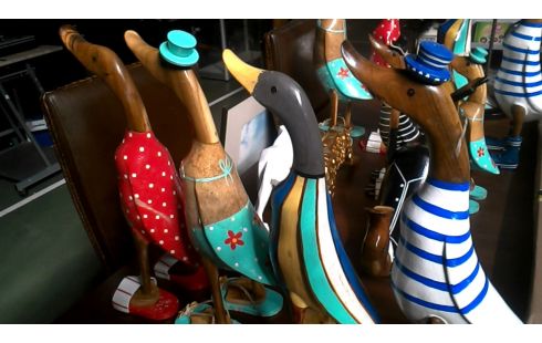 STATUE, , ENTE MITTELGROSSES MODELL TEAKHOLZ DAS STÜCK