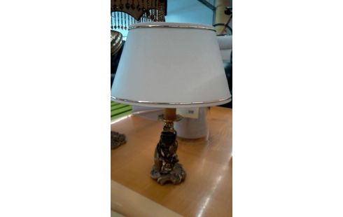 LÁMPARA DE CABECERA