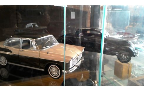 MODELES REDUITS NOREV 1/18 EME L'UN