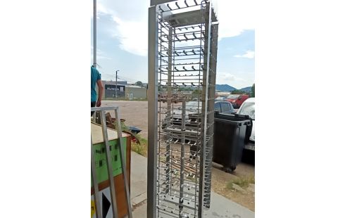 PRESENTOIR TOURNIQUET