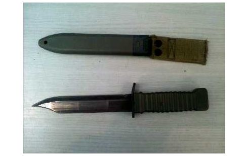 MESSER BAJONETTE MIT HÜLLE