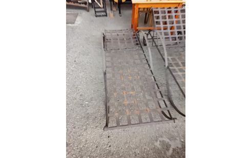 BAIN DE SOLEIL FER FORGE