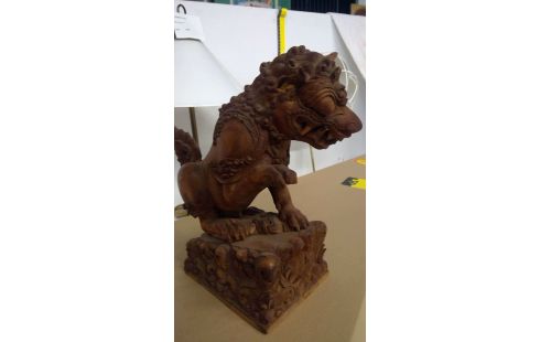 BALINEES ANTIEK HOUTEN BEELD