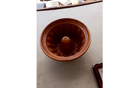 MOULE A GATEAU ANCIEN