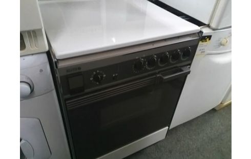 GAZINIERE ARTHUR MARTIN GAZ DE VILLE