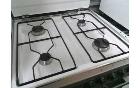 GAZINIERE ARTHUR MARTIN GAZ DE VILLE