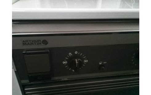 GAZINIERE ARTHUR MARTIN GAZ DE VILLE