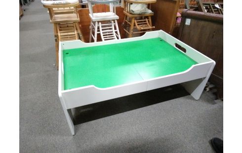 TABLE A JEUX BLANCHE VERTE