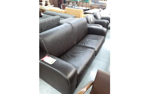 CANAPE CUIR MARRON GIMAZANE NON CONVERTIBLE .