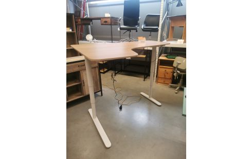 BUREAU ASSIS-DEBOUT IKEA BEKANT ÉLECTRIQUE