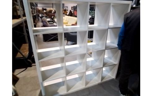 ETAGERE IKEA 16 CASE BLANCHE