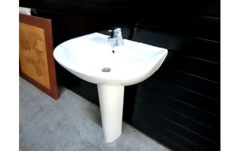 LAVABO SUR PIED