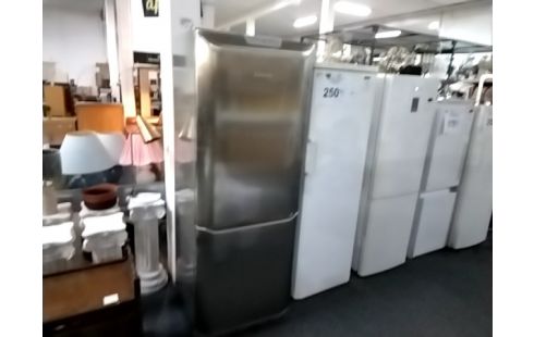 REFRIGERATEUR CONGELATEUR ARISTON