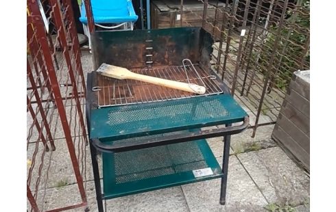 BARBECUE VERT (+ BROSSE)