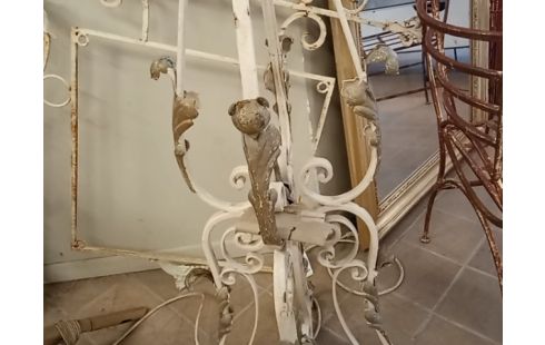 PIED DE LAMPE MÉTAL VIEILLI