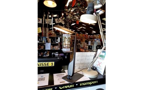 LAMPE DE BUREAU MODERNE