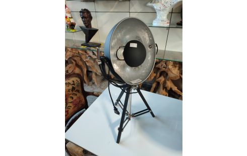 LAMPE DECO TREPIED PM