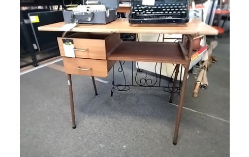 BUREAU 2T