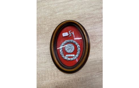 CADRE CROIX GAMÉ 1940