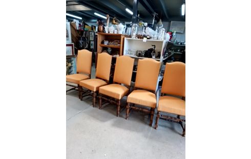 CHAISE STYLE LOUIS XIII LOT 6