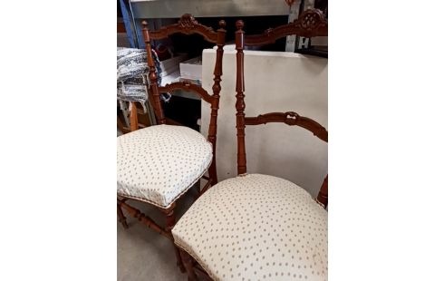 CHAISE DÉCO CHAMBRE COIFFEUSE