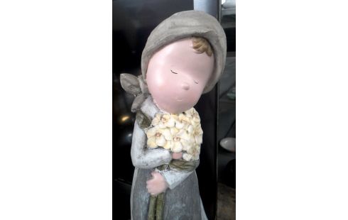 BEELD MEISJE AARDEWERK