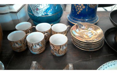 LOT 6 TASSES JAPN SATSUMA