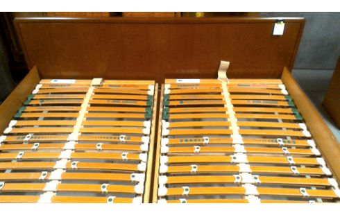 BED 180X200 KERSELAAR HULSTA