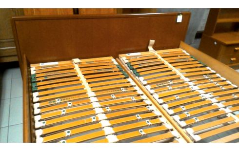 BED 180X200 KERSELAAR HULSTA