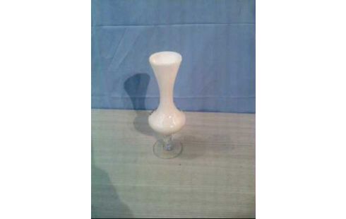 VASE GLAS WEISS GEMUSTERT