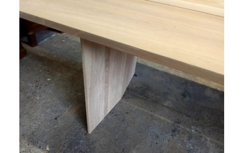 TABLE CHENE MASSIF RECTANGULAIRE BOLIO PRIX NEUF 5000 EUR