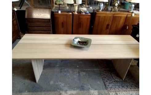 TABLE CHENE MASSIF RECTANGULAIRE BOLIO PRIX NEUF 5000 EUR