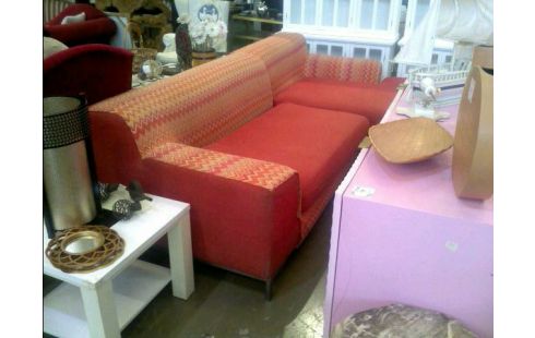 SOFA. CHESELONG
