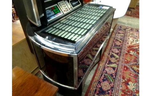 JUKE BOX SEEBURG MATADOR 160 A RESTAURER