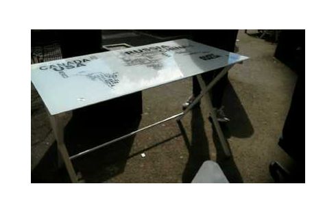 BUREAU IKEA PLATEAU VERRE