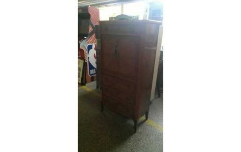 SEKRETÄR ROSENHOLZ MARMORPLATTE