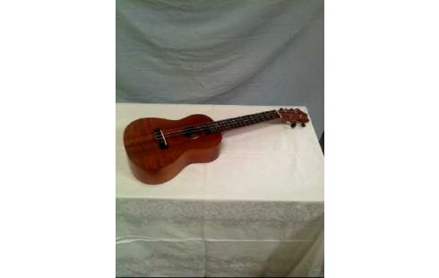 UKELELE