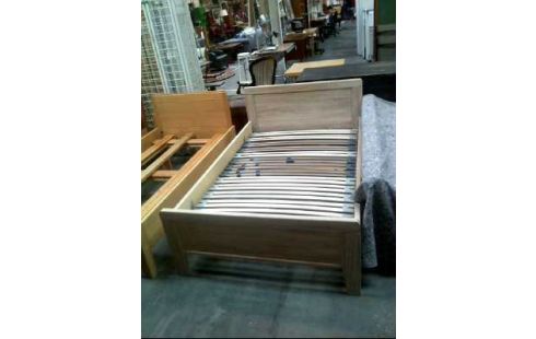 BETT +LATTENROST HOLZ HELL 120X200 CM