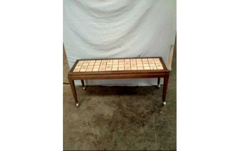 FLIESENTISCH HOLZ AUF ROLLEN FLORAL HELL