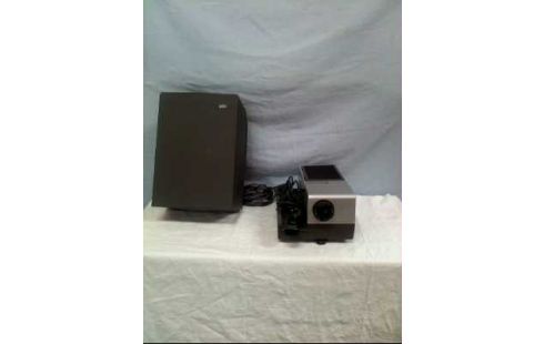 DIAPROJEKTOR <BRAUN> D35 M. KOFFER