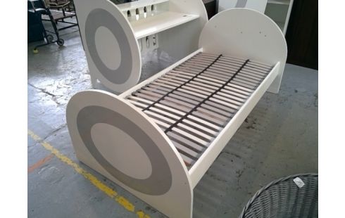 CHAMBRE ENFANT LIT BUREAU GARDE ROBE