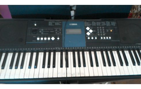 SYNTHETISEUR YAMAHA
